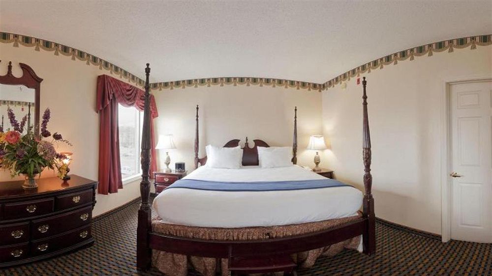 Holiday Inn Express Hotel & Suites Sanford By Ihg Екстер'єр фото