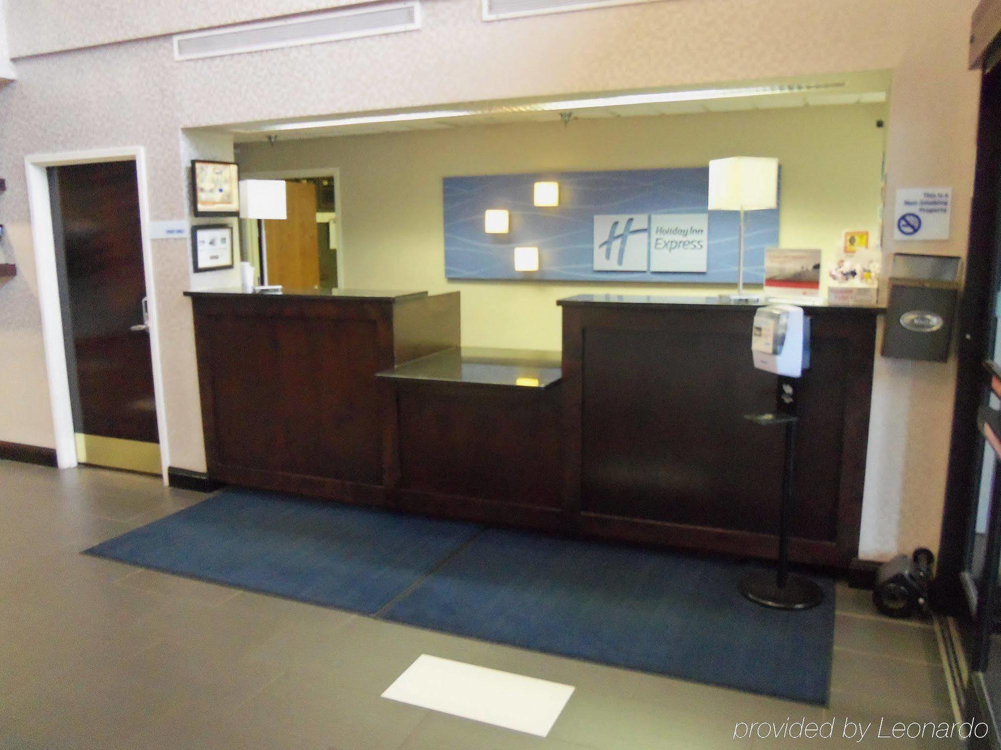 Holiday Inn Express Hotel & Suites Sanford By Ihg Екстер'єр фото